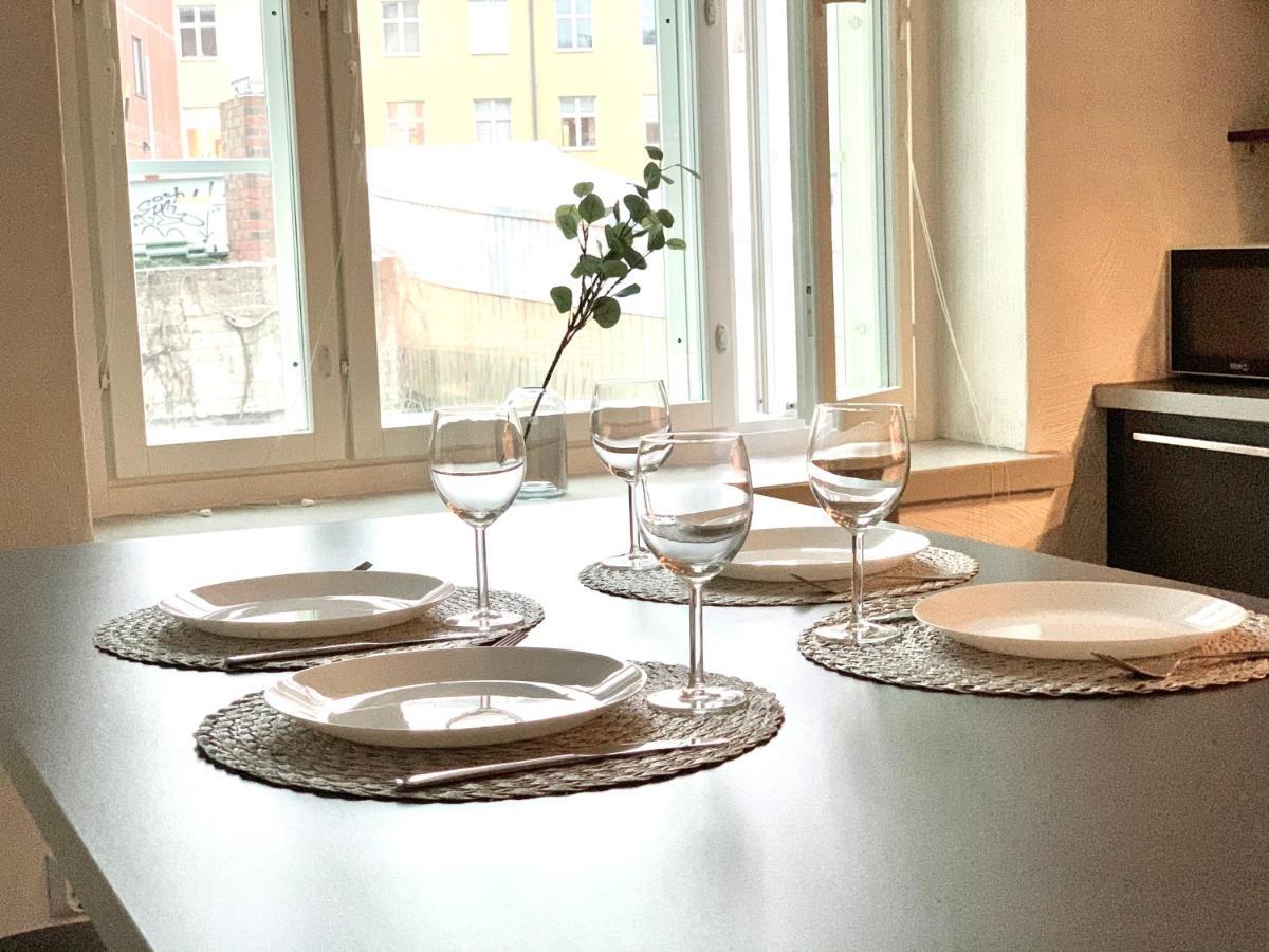City Home Finland Ratina - Spacious Studio With Own Sauna And Great Location Next To Uros Live Arena تامبير المظهر الخارجي الصورة