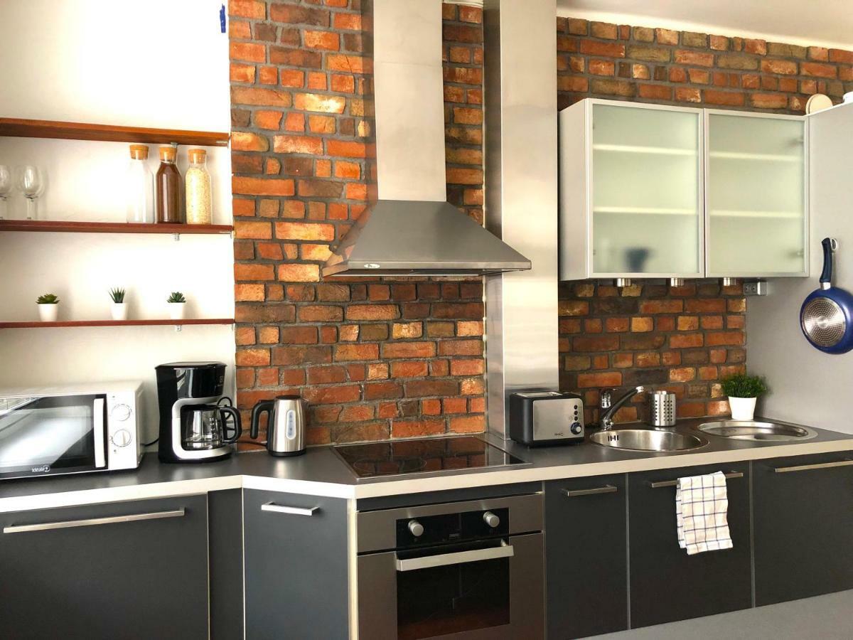 City Home Finland Ratina - Spacious Studio With Own Sauna And Great Location Next To Uros Live Arena تامبير المظهر الخارجي الصورة